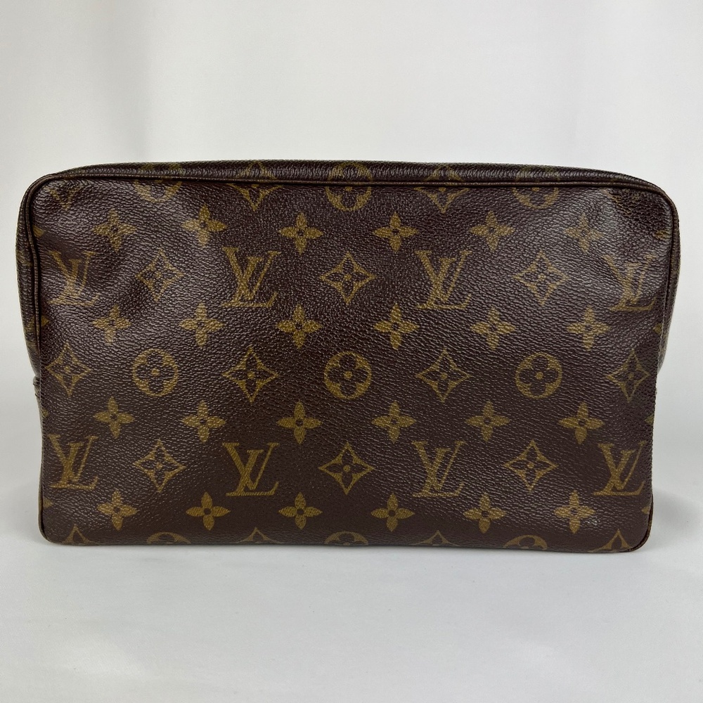 LOUIS VUITTON TROUSSE TOILETTE 28